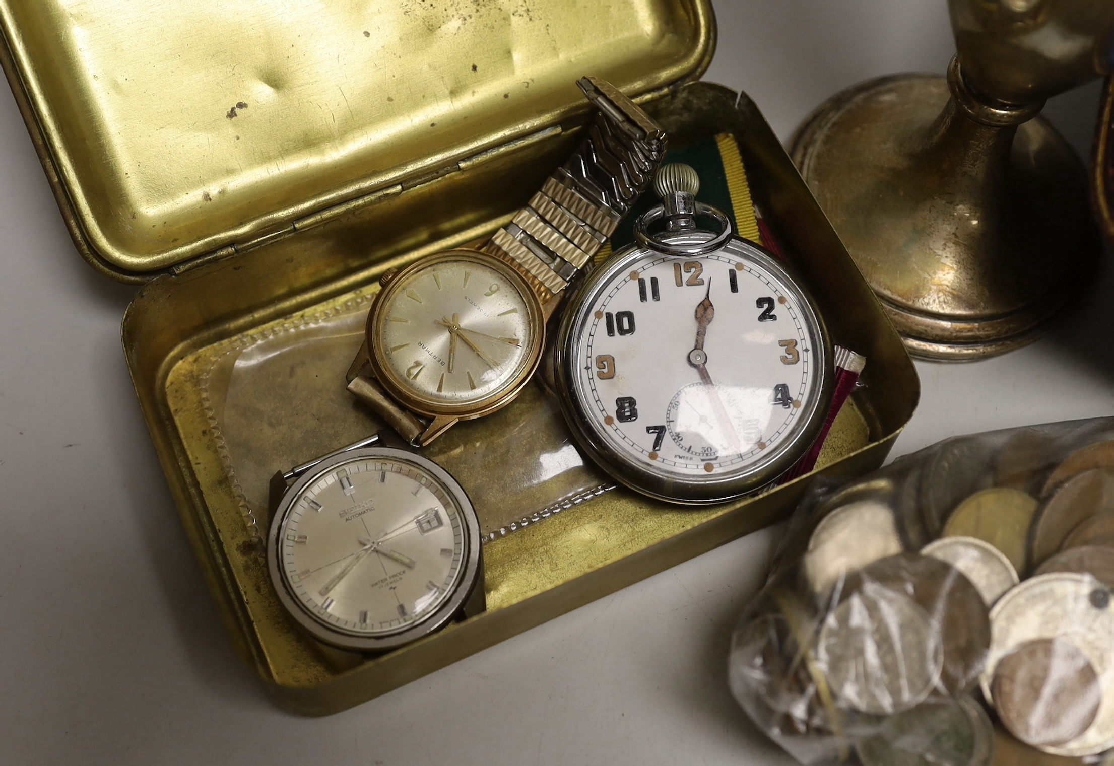 A Princess Mary 1914 Christmas tin, a defence medal, silver vase, coins and sundries